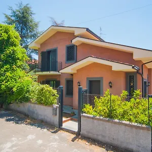 La Rena Rossa Nicolosi